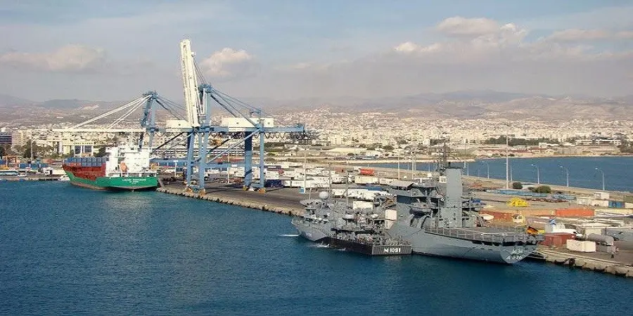 Έγγραφα-βόμβα για τη σύμβαση στο Λιμάνι