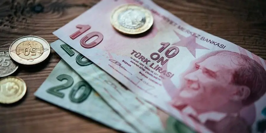 Τ/κ Τύπος: Yποτίμηση της ΤΛ κατά 7,5% σε μια μέρα, χθες