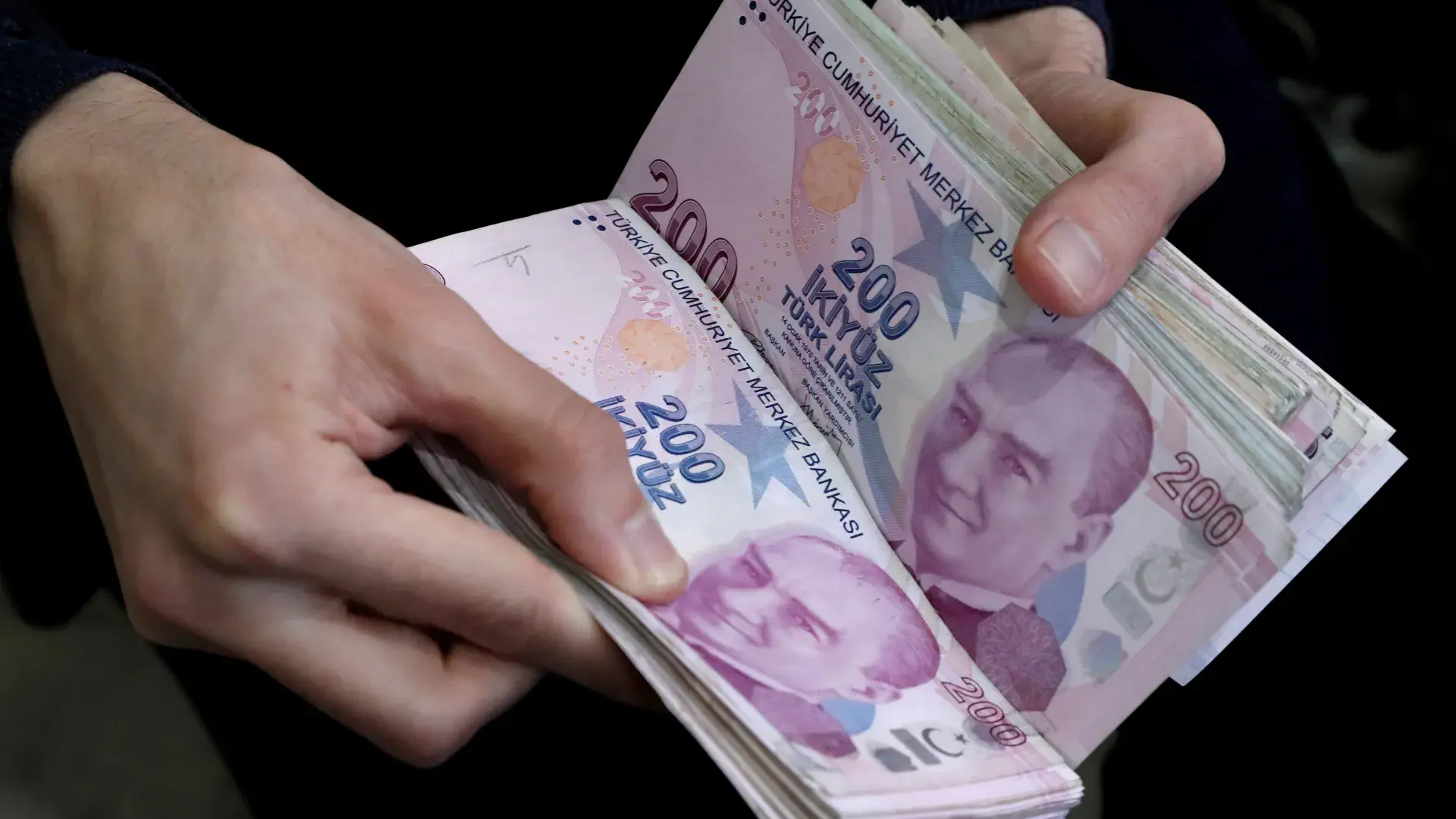 Τουρκία: Στο 38% το βασικό επιτόκιο – Τέταρτη σερί μείωση από την κεντρική τράπεζα