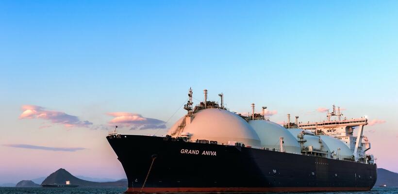 ΕΕ: Επισπεύδει την απεξάρτηση από το ρωσικό LNG μετά τις πιέσεις των ΗΠΑ