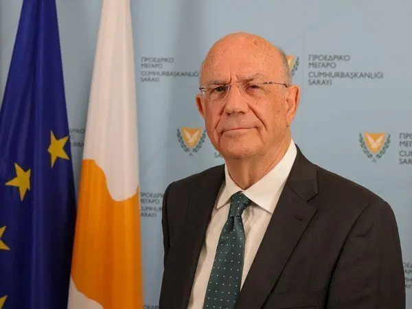 ΥΠΟΙΚ: Αυξημένο αφορολόγητο για οικογένειες με παιδιά και όχι μόνο