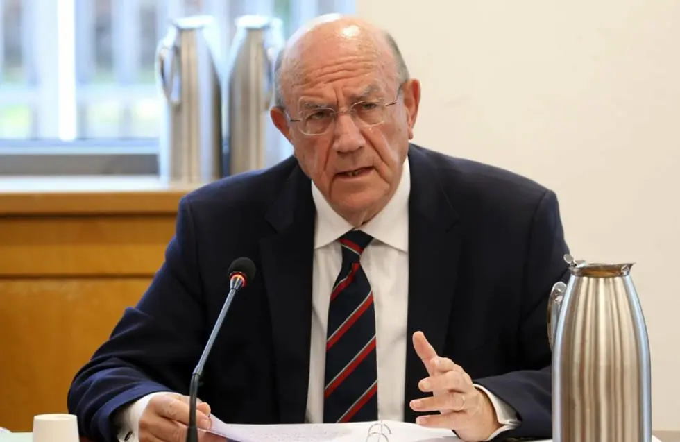 Οριστική λύση για εγκλωβισμένους αγοραστές επιζητά ο Μάκης Κεραυνός