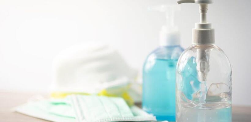 Θα έριχναν στην αγορά επικίνδυνες μάσκες και Covid-test