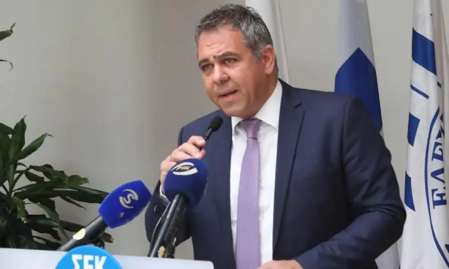 Μάτσας: Γίνεται πάρτι με τους ξένους εργάτες