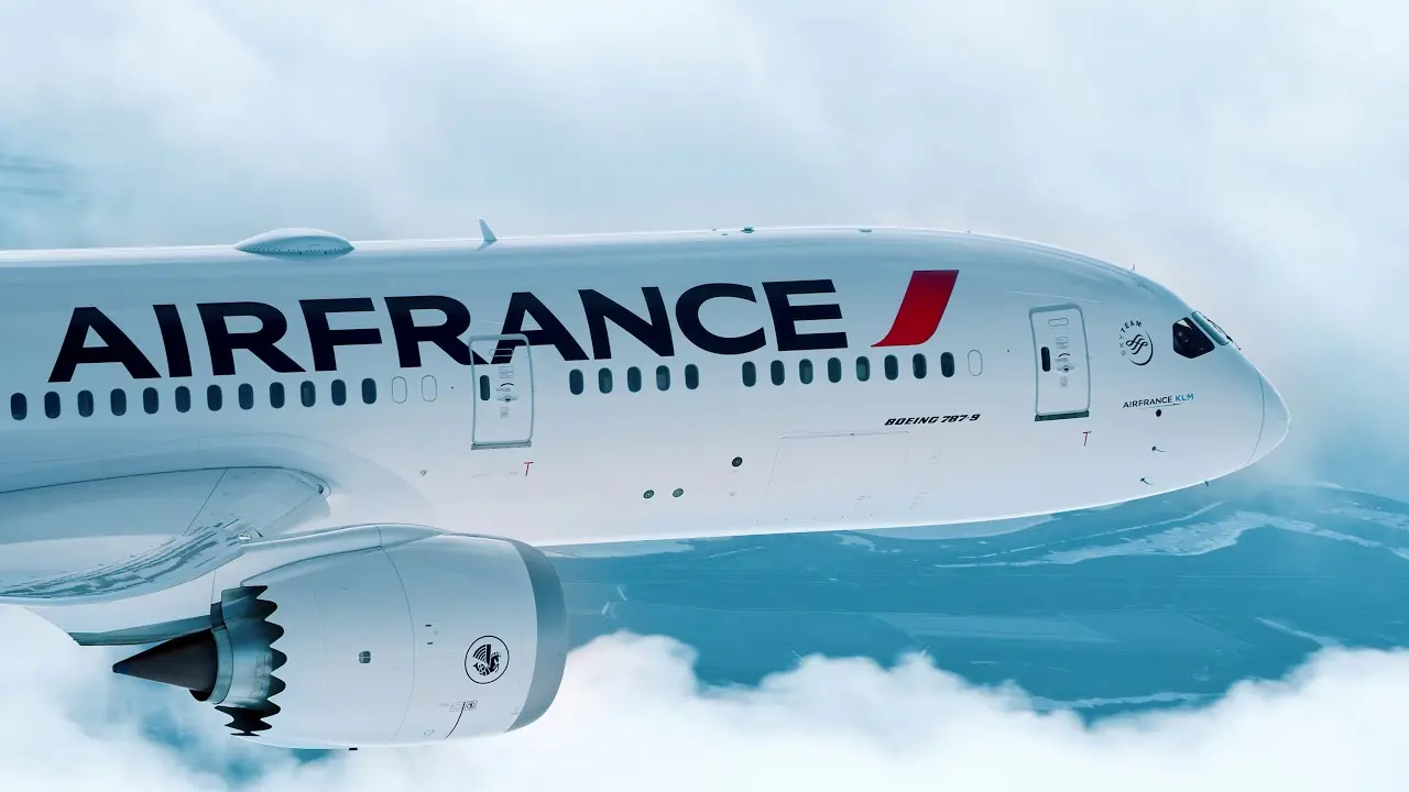 Σύγκρουση Γαλλικού κράτους και Airfrance για απολύσεις