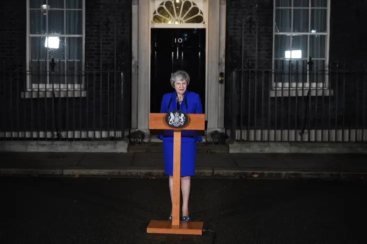 Τερέζα Μέι: Ώρα να υλοποιήσουμε το Brexit 
