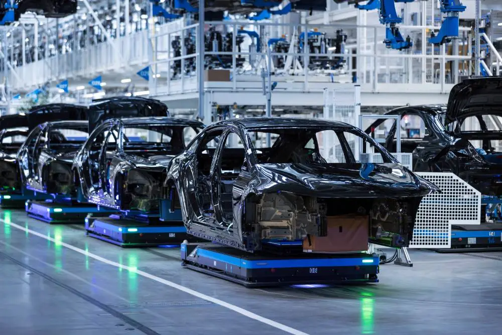 Mercedes: Ενα νέο όχημα για το εργοστάσιο στην Αλαμπάμα