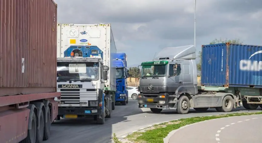 ΠΑΣΥΛΕ: Καλεί όλες τις πλευρές να επιδείξουν πνεύμα συνεργασίας για την απεργία των μεταφορέων