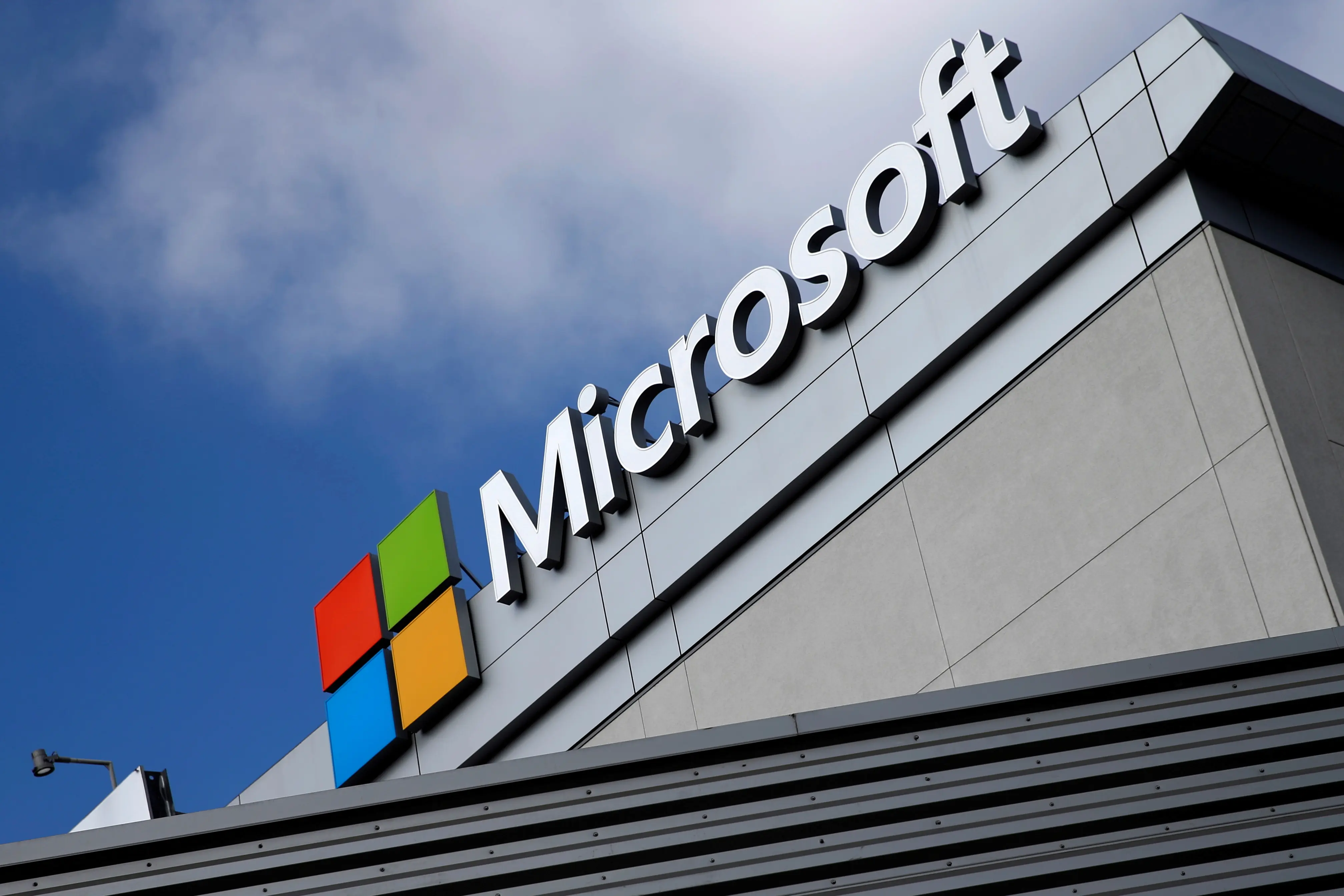 Το mega deal Microsoft με Χρηματιστήριο του Λονδίνου φέρνει νέα δεδομένα στις κεφαλαιαγορές