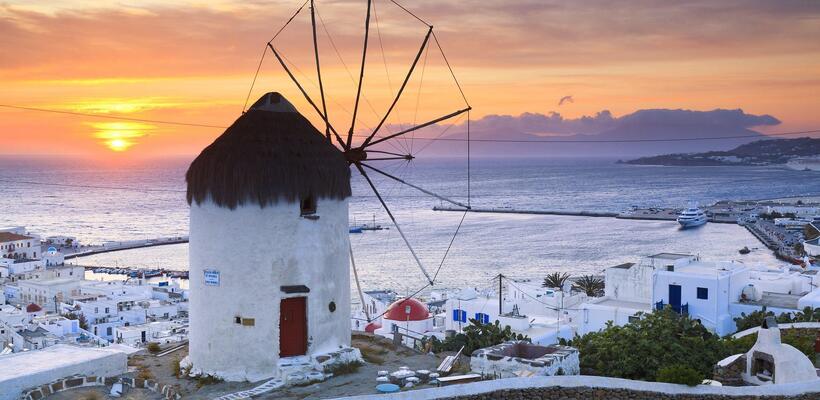 Κλάμπ της Μυκόνου ανοίγει φτερά για Μαϊάμι