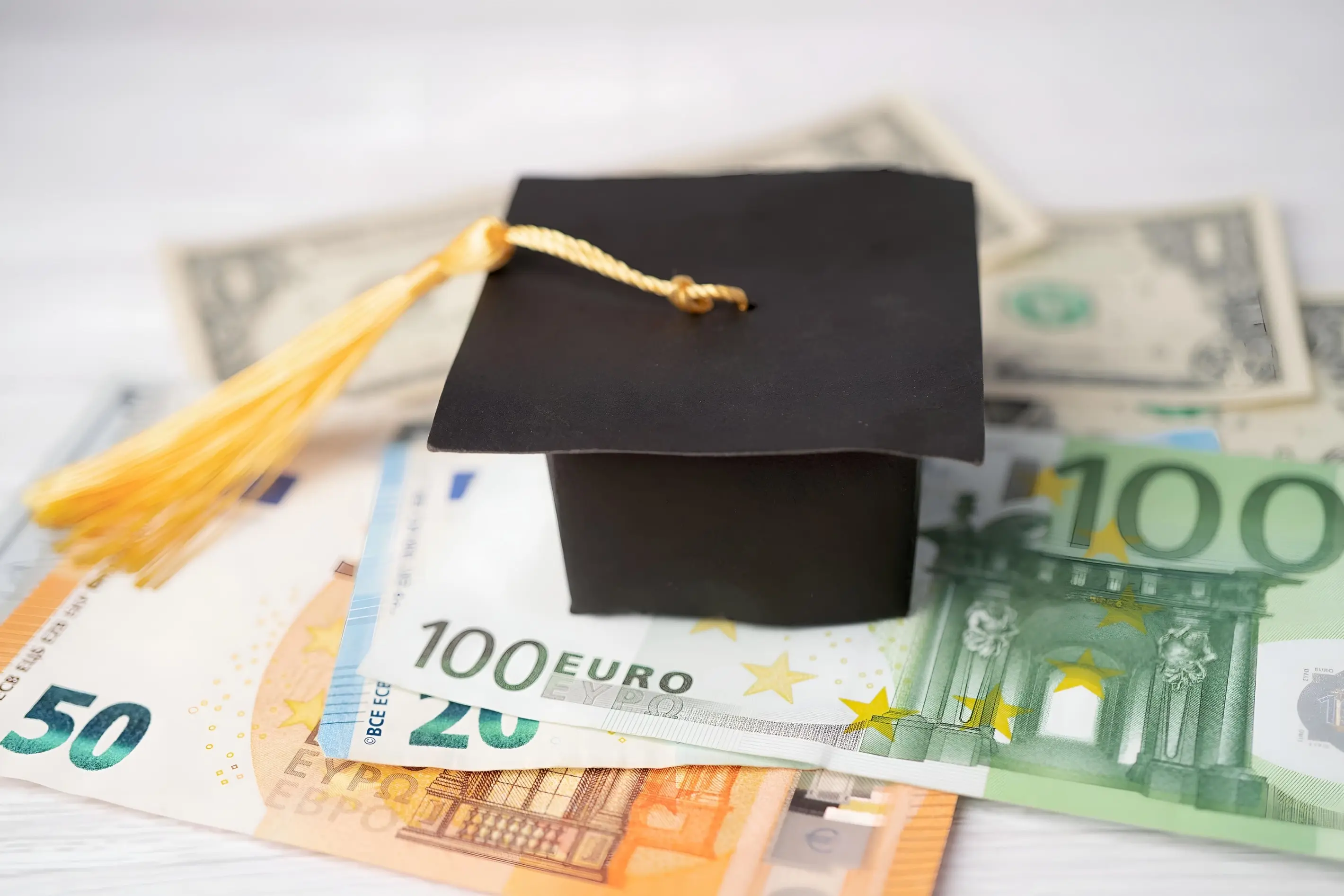 Δεν αξιοποιούνται πλήρως τα κονδύλια για φοιτητική μέριμνα, λέει η ΕΥ