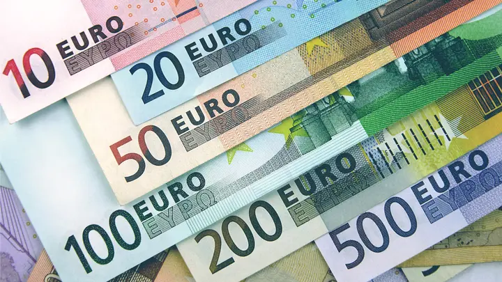 Έρευνα: Τόσο επιζεί ο κορωνοϊός πάνω στα χαρτονομίσματα