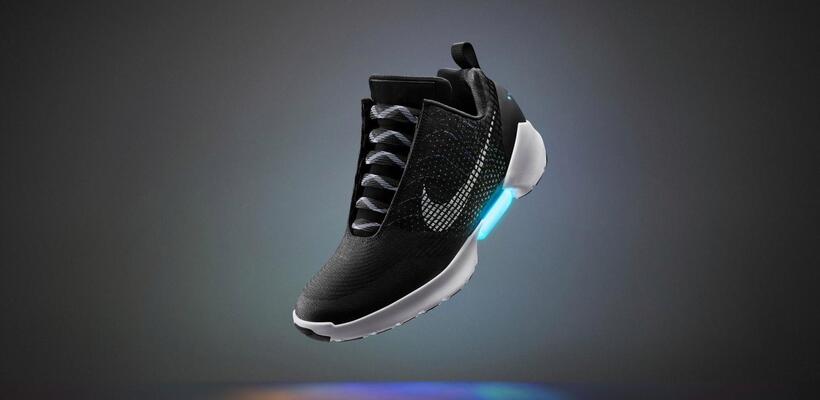 Nike: Τα νέα της έξυπνα sneakers θα απαιτούν επαναφόρτιση