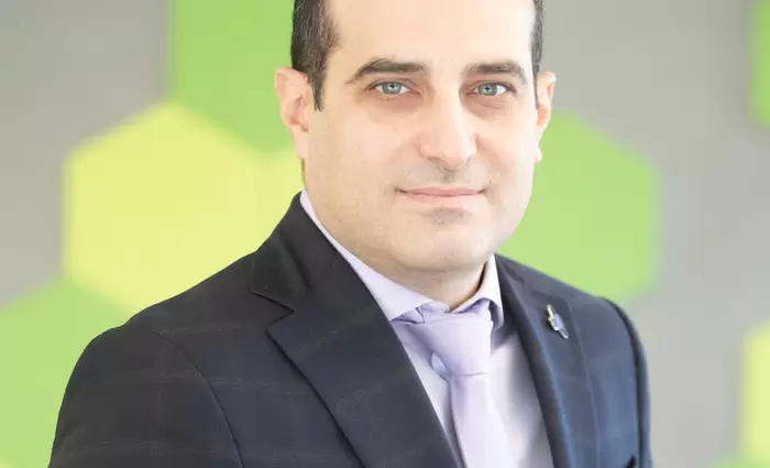 Ο Νίκος Μανιάτης αναλαμβάνει τη θέση του Διευθύνοντος Συμβούλου της ΙΒΜ