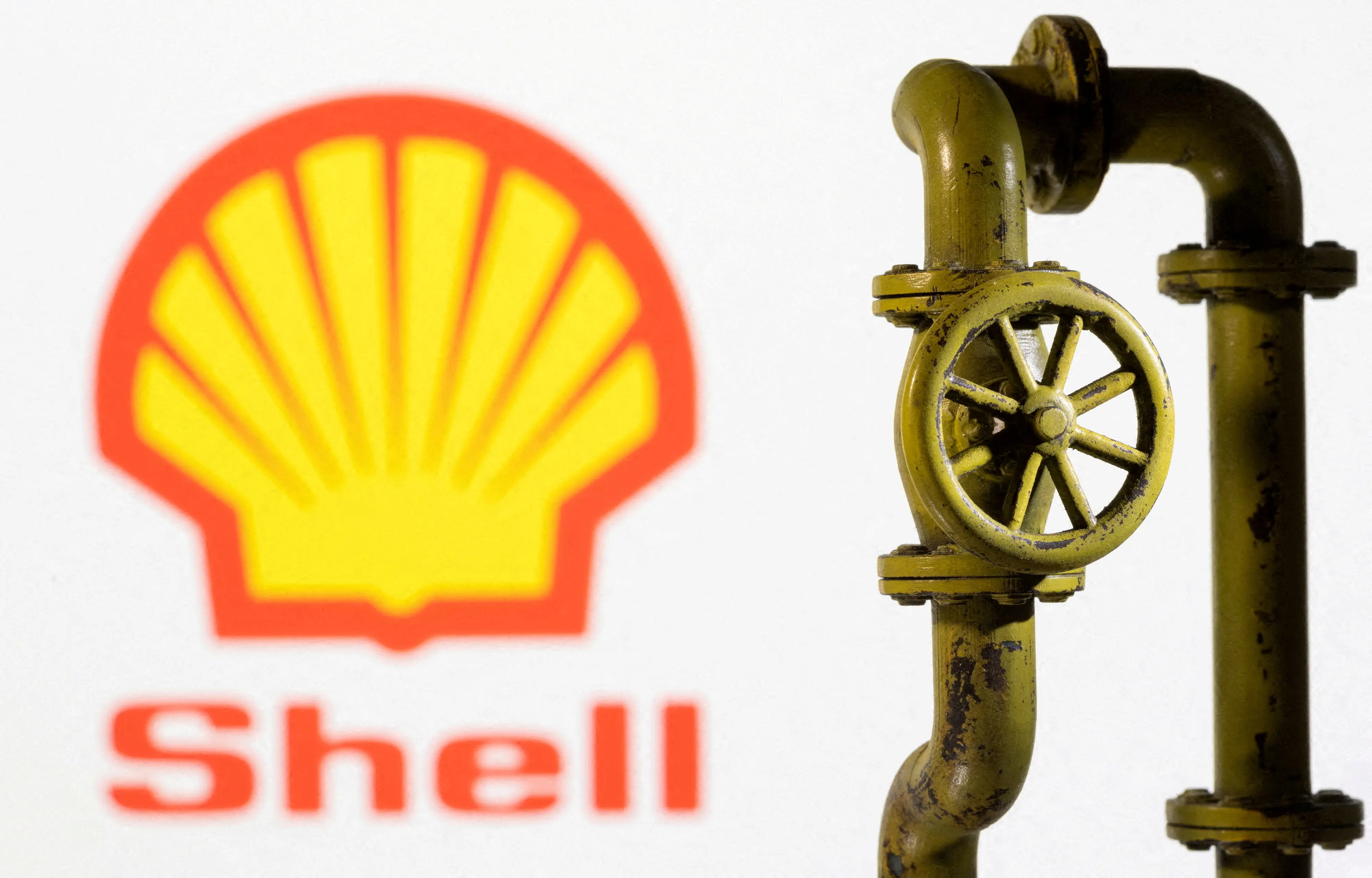 «Συγγνώμη» από Shell και διακοπή αγοράς ρωσικού φυσικού αερίου