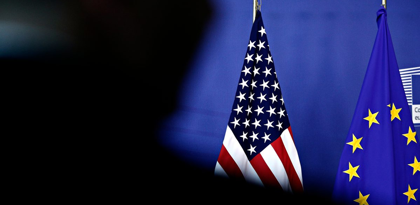 Ευρωκοινοβούλιο: Έβαλε στον «πάγο» μέχρι νεωτέρας την εμπορική συμφωνία με ΗΠΑ