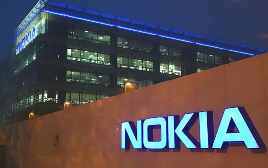 Nokia: Εξετάζει επέκταση της παραγωγής στις ΗΠΑ για να αντιμετωπίσει τους δασμούς