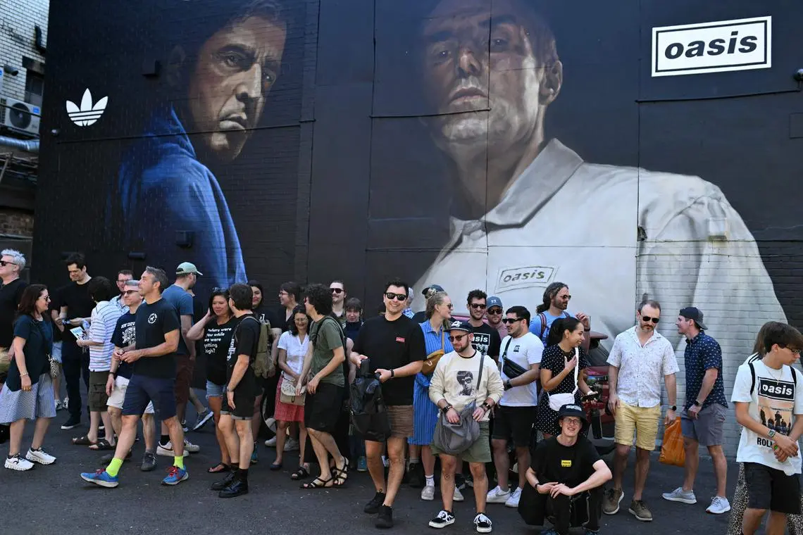 Η περιοδεία επανένωσης των Oasis φέρνει πληθωριστικές ανησυχίες στη Βρετανία