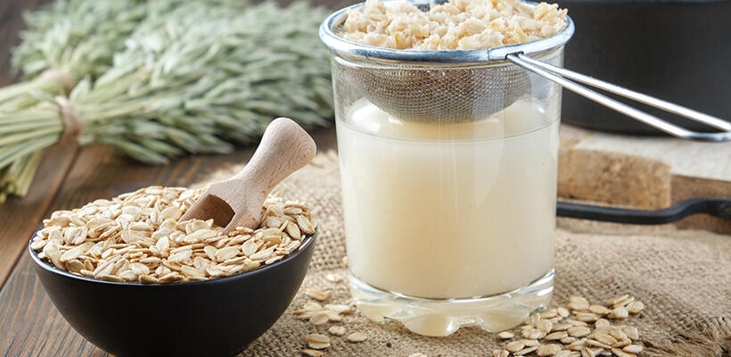 Αντιδράσεις για διαφημιστικό σποτ στο οποίο σερβίρεται καφές με γάλα βρώμης