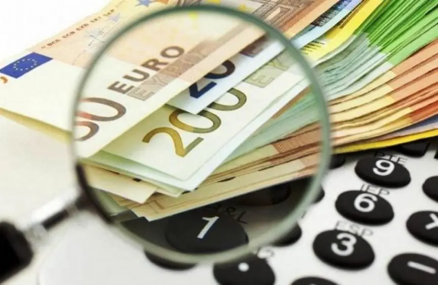 Με γεμάτα ταμεία οι τράπεζες, αλλά χωρίς αρκετούς βιώσιμους δανειολήπτες