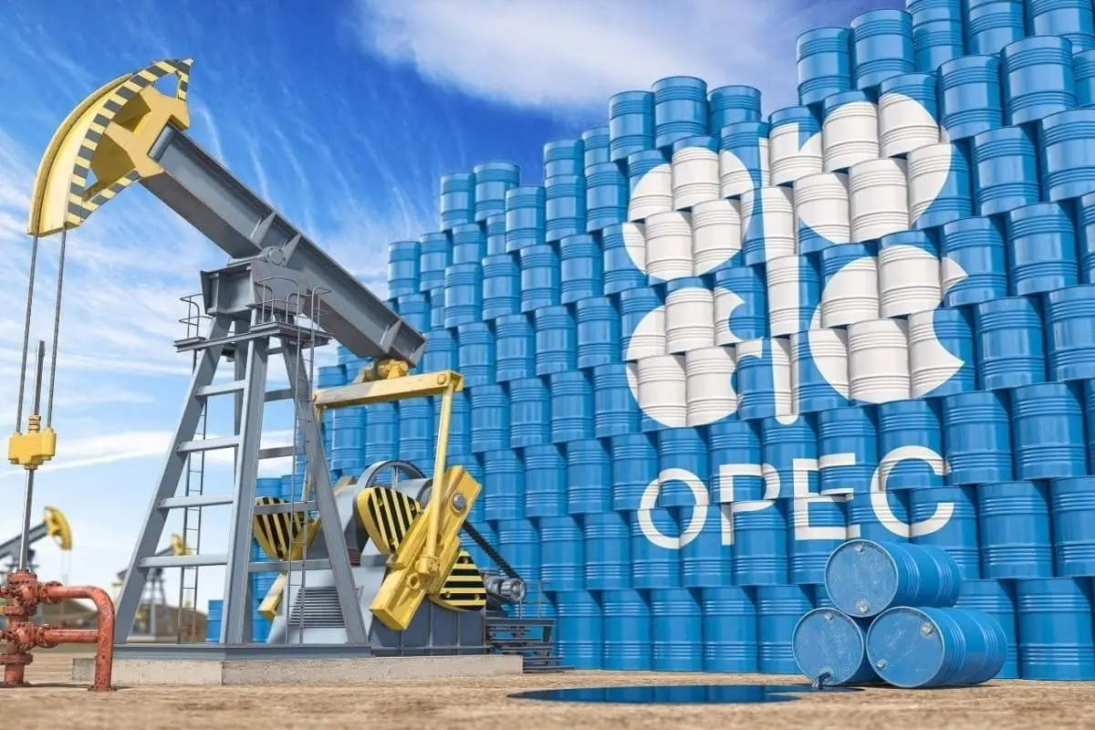 Bloomberg: Αντιφατικά μηνύματα από τον OPEC+ για τις αυξήσεις στην παραγωγή πετρελαίου
