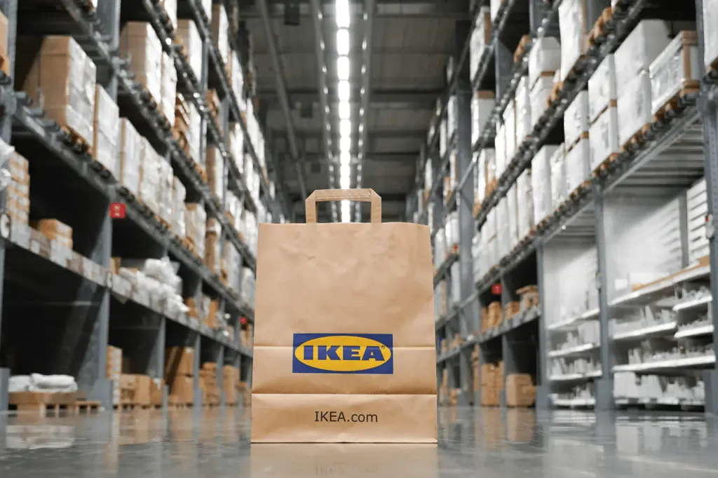 IKEA: Σκοντάφτει πάνω σε Amazon, Temu, Shein