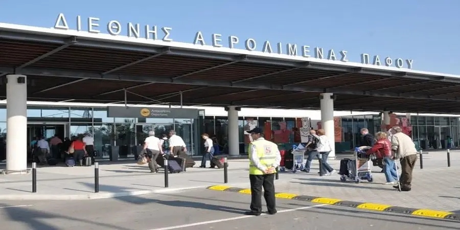 Ανάγκη βελτίωσης των παρεχόμενων υπηρεσιών στο αεροδρόμιο Πάφου