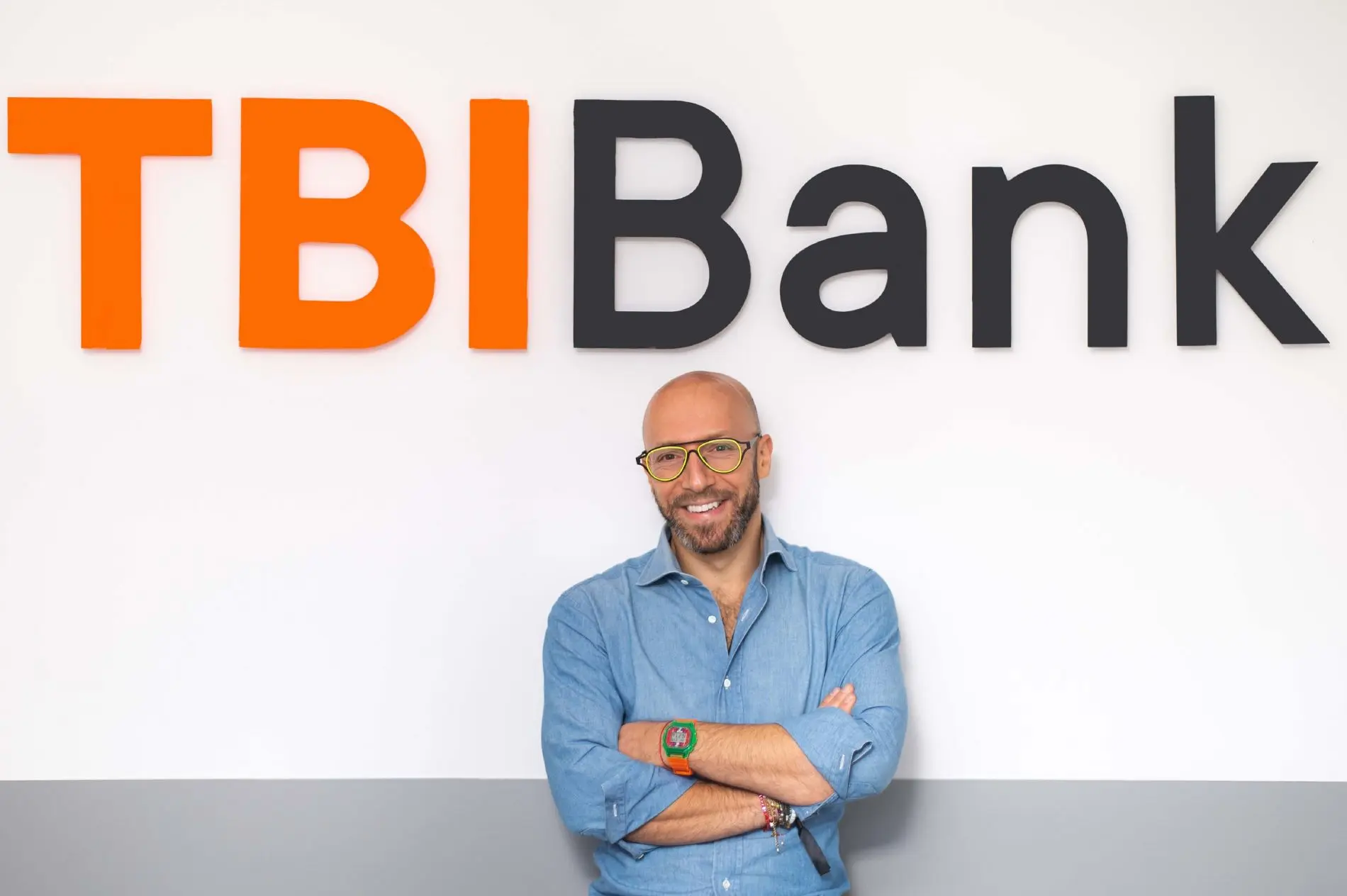 Καθαρά κέρδη ρεκόρ κατέγραψε η tbi bank για το 2022