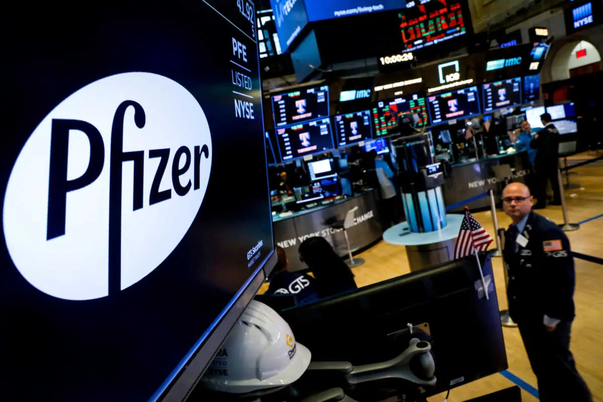 FT: Το εμβόλιο της Pfizer και η επίπτωση στις αγορές
