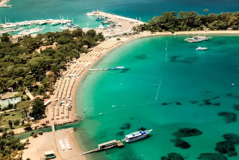 Η Τεχεράνη δηλώνει ότι συνεχίζει τον εμπλουτισμό ουρανίου βάσει ιρανικού νόμου