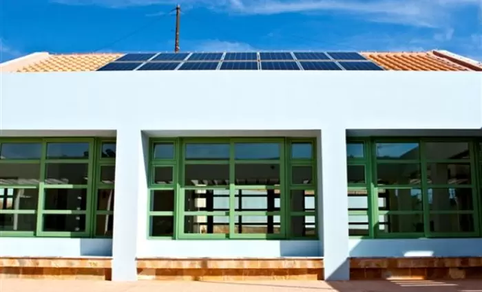 Μπήκαν φωτοβολταϊκά σε 405 σχολεία παγκύπρια - Η ανακοίνωση του Υπ. Παιδείας