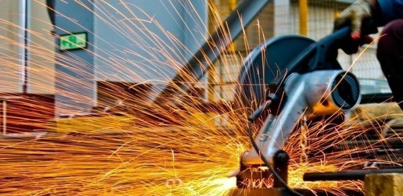 PMI Γερμανίας: Επιστροφή σε τροχιά ανάπτυξης μετά από τρία χρόνια ύφεσης