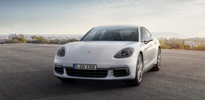 Στην έκθεση «Save Energy 2018» η Α.Ι.Motokinisi με τη Porsche Panamera 4E Hybrid