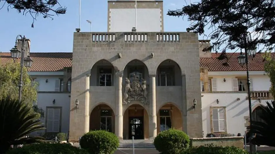 Τα χαρακτηριστικά του προέδρου (πίνακας)