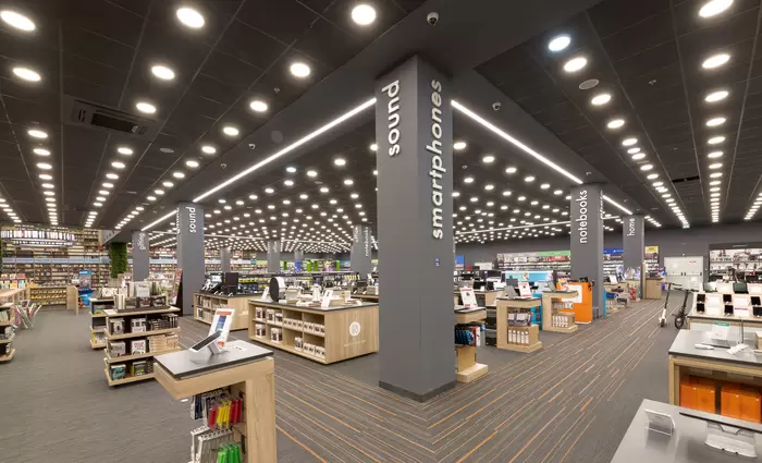 Τα Public Κύπρου κλείνουν τις πόρτες κι εξυπηρετούν online