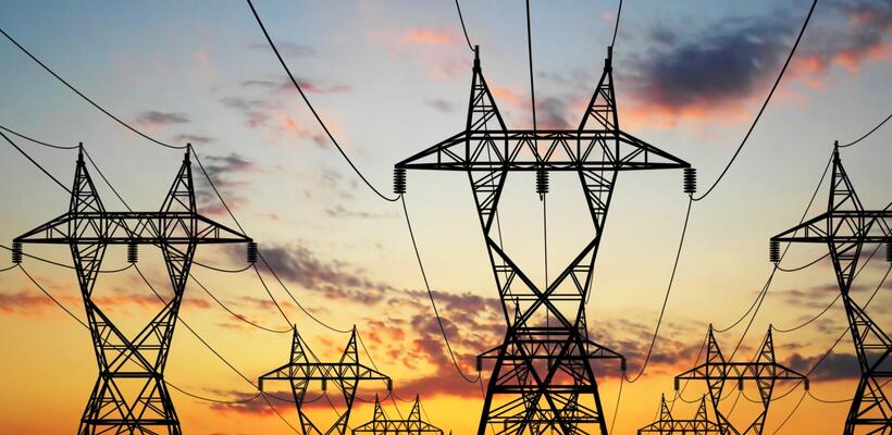 Έρχονται μειώσεις στις τιμές του ηλεκτρικού ρεύματος (vid)