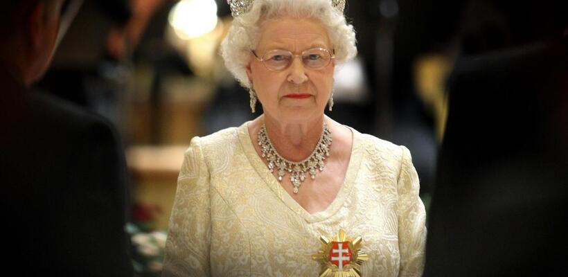 Πως ξοδεύει 86 εκατ. ευρώ η βασίλισσα Ελισάβετ