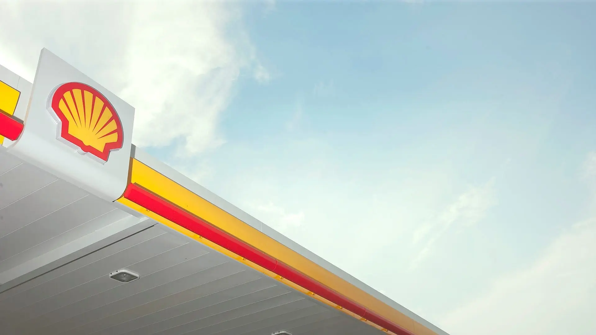 Πενταπλασιάστηκαν τα κέρδη της Shell