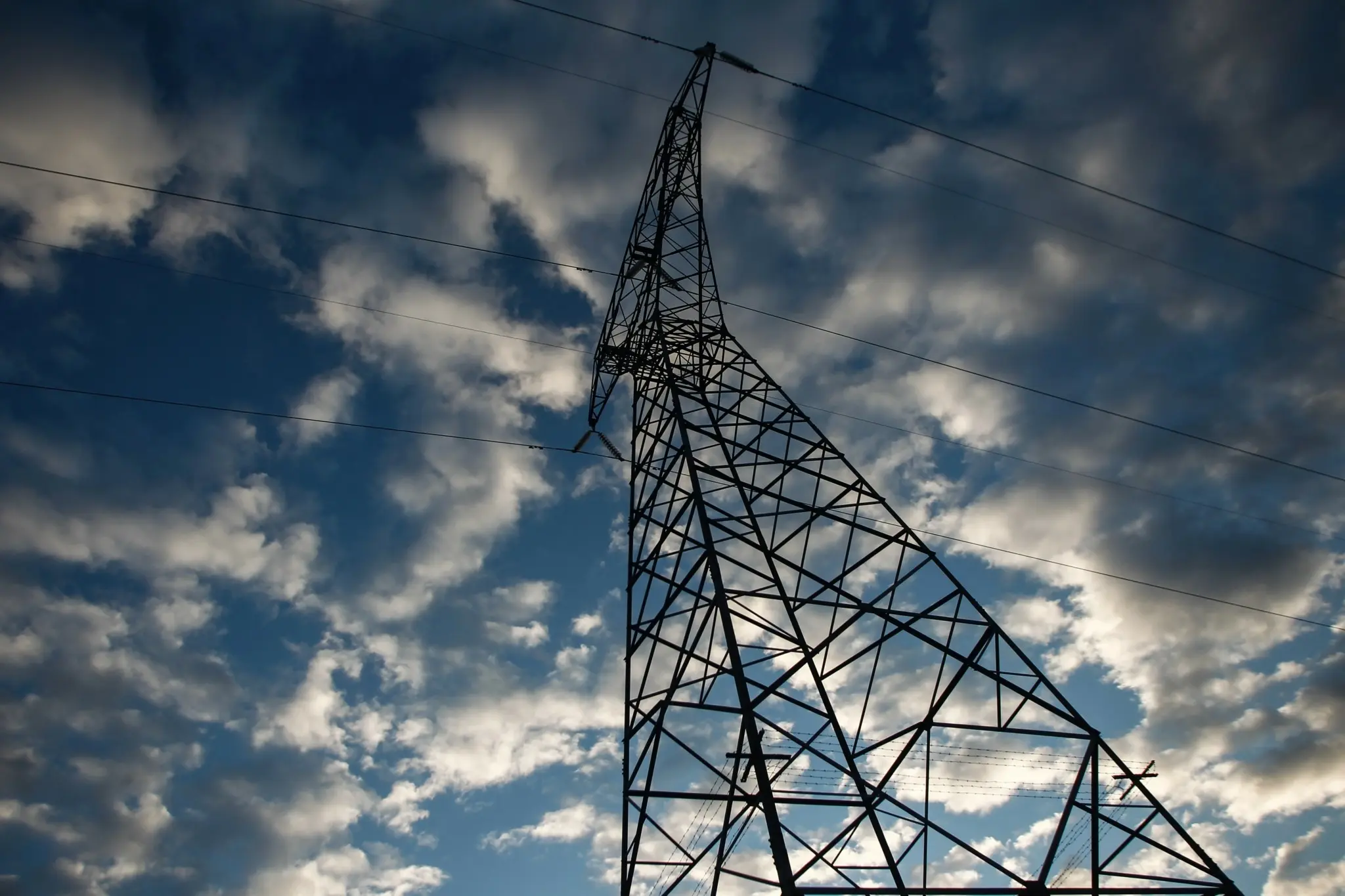 Ρεύμα: Ξεπέρασε τα 200 ευρώ η τιμή της μεγαβατώρας (pics)
