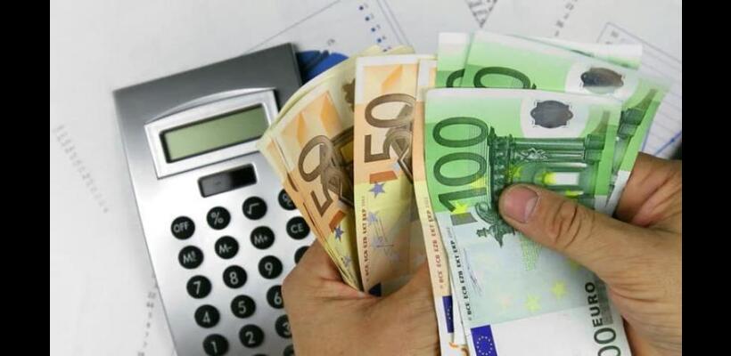 Επανήλθε ο Σύνδεσμος Καταναλωτών για καταχρηστικές ρήτρες