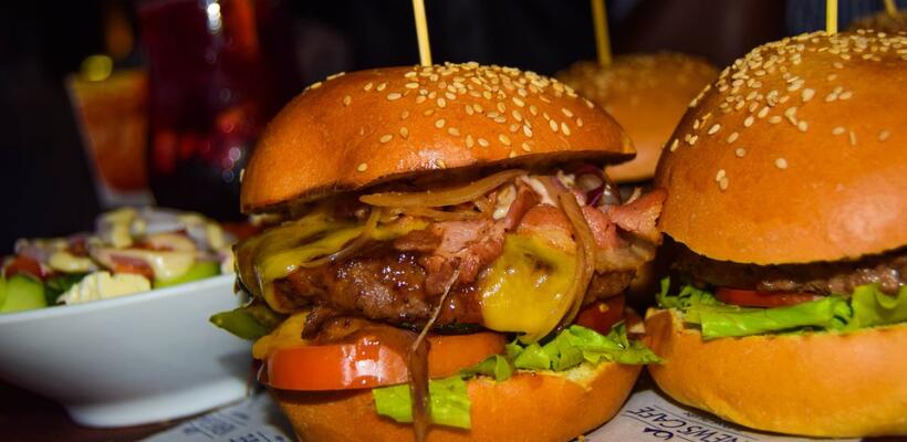 Burger festival με είσοδο 5 ευρώ