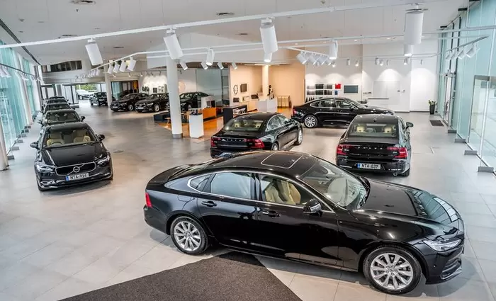 Mε Volvo S90 ενισχύθηκε η Κυβέρνηση