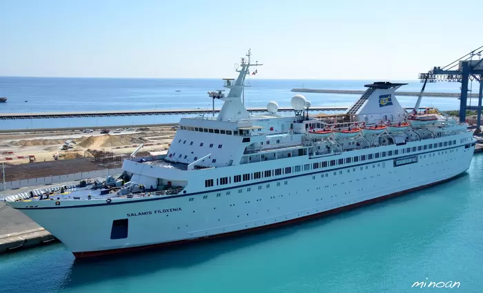 Αγορά νέου πλοίου από την SALAMIS TOURS