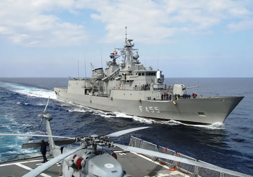 Ελλάδα: Πώς απαντά το Πολεμικό Ναυτικό στο δημοσίευμα BBC για εμπλοκή στον πόλεμο