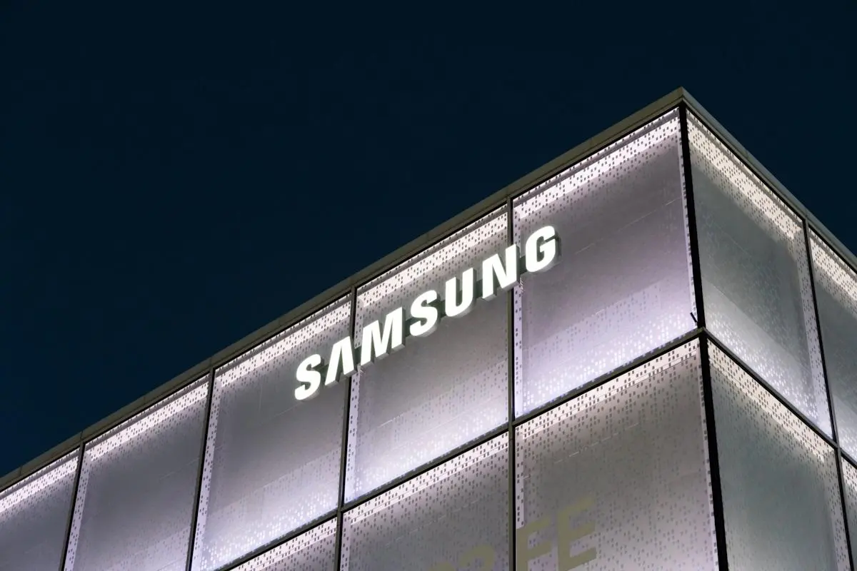 Samsung: Κοντά σε deal για την εξαγορά της γερμανικής FläktGroup έναντι $1,5 δισ.