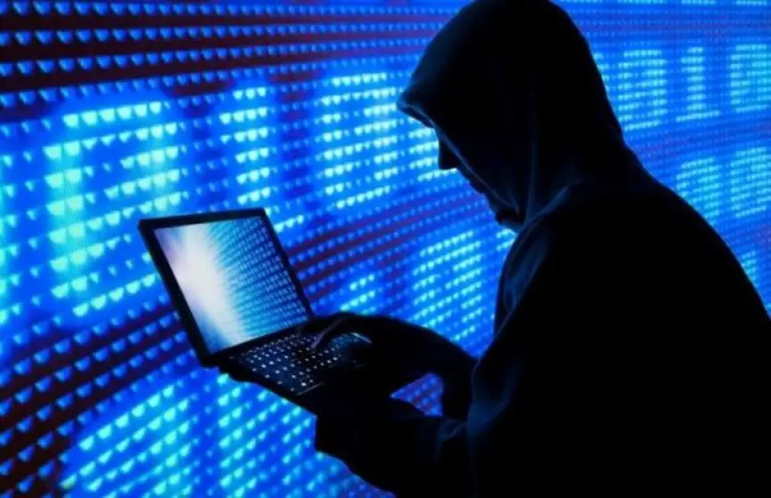 Απάτες στο διαδίκτυο με πρόσχημα τις πυρκαγιές – Προειδοποίηση από την Αστυνομία