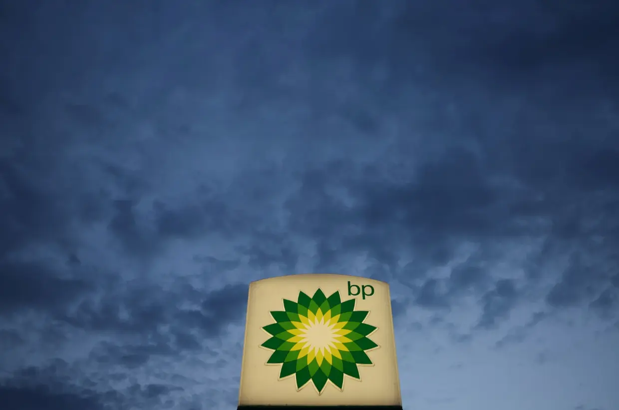BP: Απολύει χιλιάδες υπαλλήλους για να μειώσει το κόστος