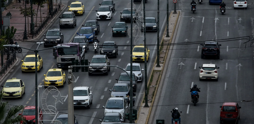 Η κυριαρχία της Κίνας απειλεί με λουκέτο τις αυτοκινητοβιομηχανίες σε Ευρώπη – ΗΠΑ