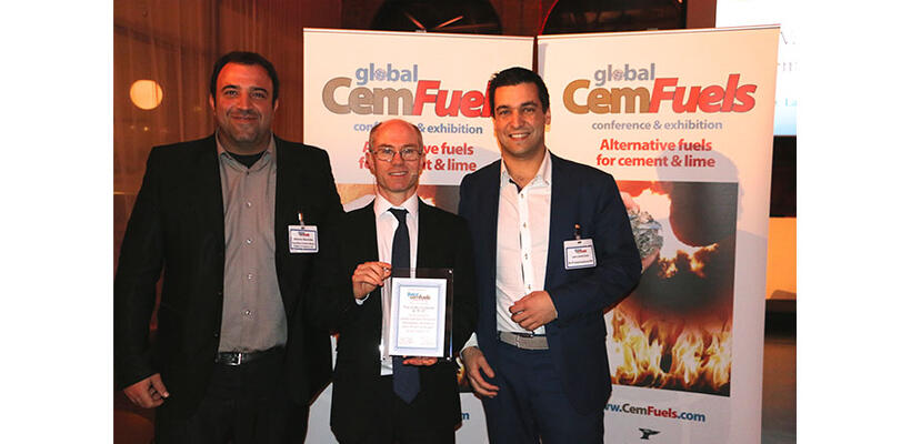 Βράβευση της Τσιμεντοποιίαs Βασιλικού