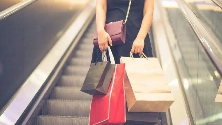 Θετικό πρόσημο για το λιανικό εμπόριο: Αύξηση 5,6% σε αξία και όγκο τον Μάρτιο
